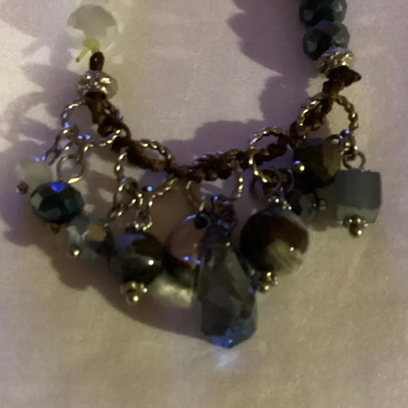Blue Beaded Silver Tone Stretch Bracelet - Picture 2 of 3